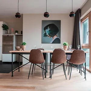https://smartflats-l42.brusselshotelsbook.com