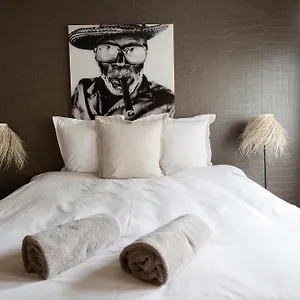 https://le-coup-de-coeur-appartement-marche-aux-charbons.brusselshotelsbook.com